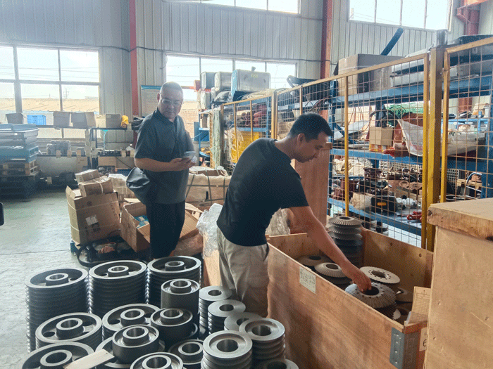 ¡Bienvenidos amigos extranjeros a visitar nuestra empresa y solicitar máquinas! ¡Bienvenidos amigos extranjeros a visitar nuestra empresa y solicitar máquinas!